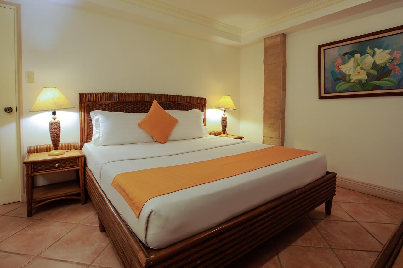 Paradise Garden Hotel And Convention Center Boracay Powered By Aston Manoc-Manoc Eksteriør billede