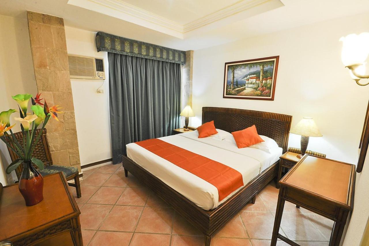 Paradise Garden Hotel And Convention Center Boracay Powered By Aston Manoc-Manoc Eksteriør billede